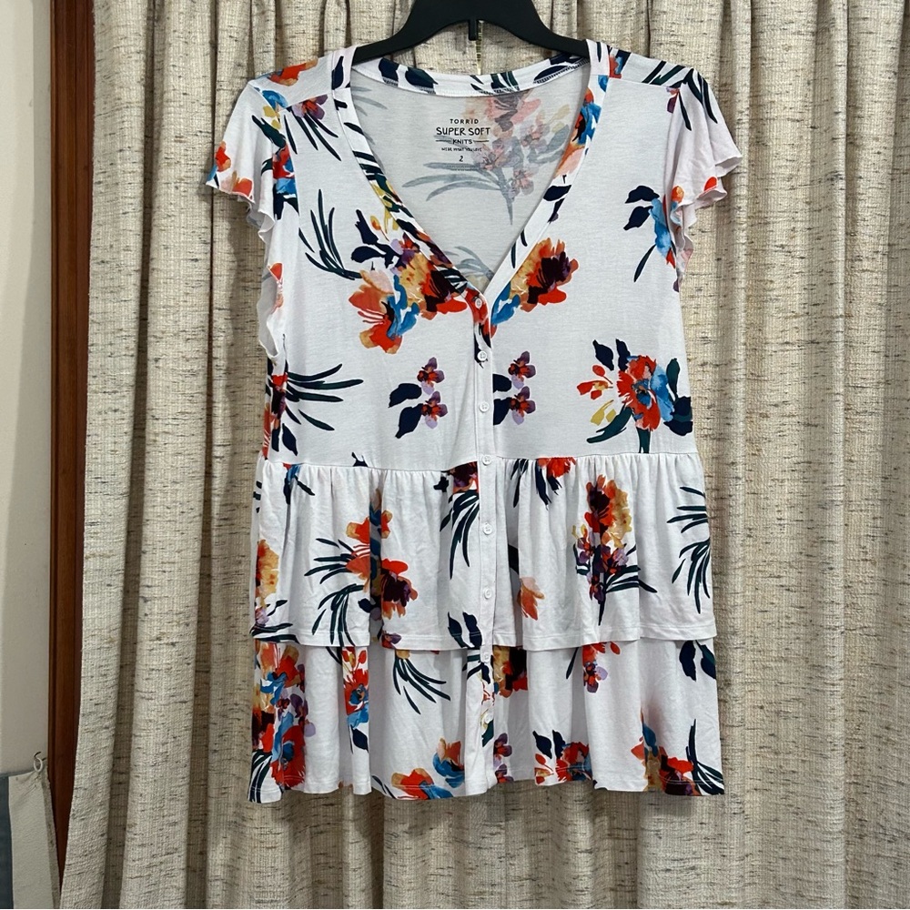 Torrid Super Soft Button Front Tiered Babydoll Top - image 1